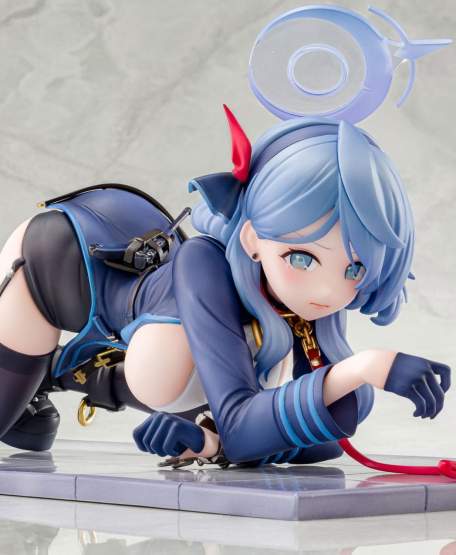 Ako Memorial Lobby Version (Blue Archive) PVC-Statue 1/7 23cm Ami Ami 