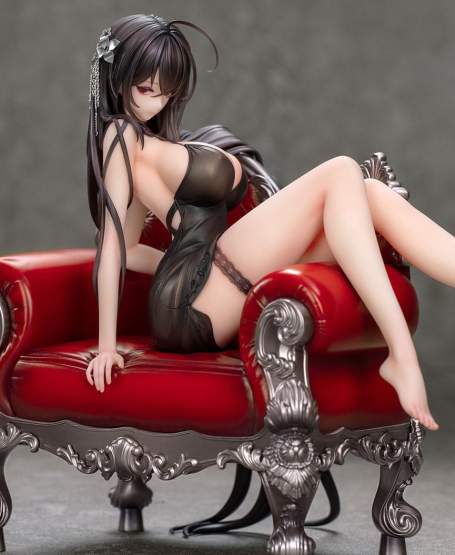 Taihou Rose Ceremony Version (Azur Lane) PVC-Statue 1/7 18cm Myethos 