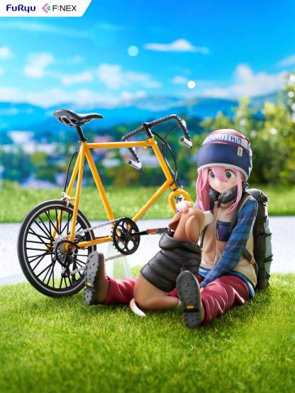 Nadeshiko Kagamihara (Laid-Back Camp) F:NEX PVC-Statue 1/7 13cm FuRyu 
