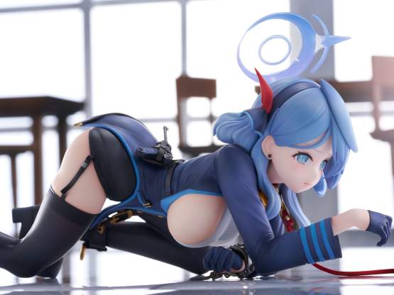 Ako Memorial Lobby Version (Blue Archive) PVC-Statue 1/7 23cm Ami Ami 