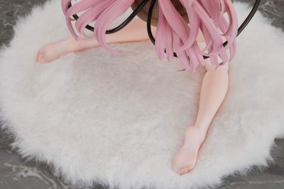 Lulumu Sweater Illustrated by Tamano Kedama (Original Character) PVC-Statue 1/6 14cm Pure 