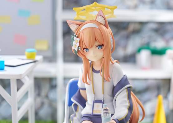 Mari Gym Uniform Memorial lobby Version (Blue Archive) PVC-Statue 1/7 18cm PLUM 