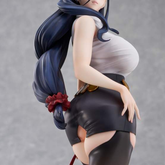 Yoshio Illustration "OL" (Original Character) PVC-Statue 29cm Union Creative 