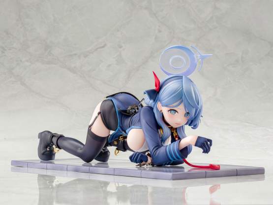 Ako Memorial Lobby Version (Blue Archive) PVC-Statue 1/7 23cm Ami Ami 