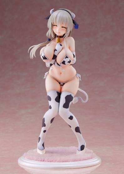 Tsuki Uzaki Cow Bikini Version re-run (Uzaki-chan Wants to Hang Out!) PVC-Statue 1/7 22cm Wave 