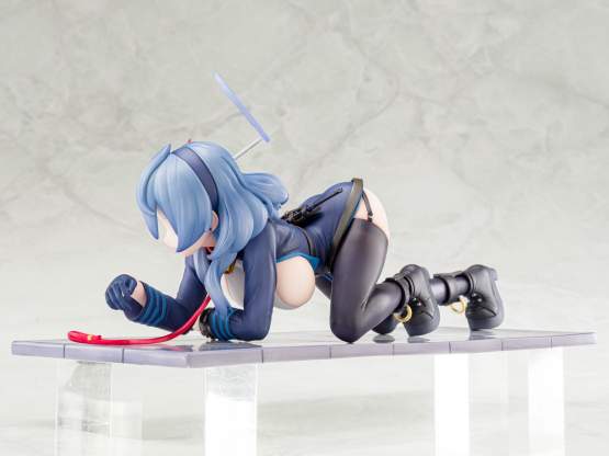 Ako Memorial Lobby Version (Blue Archive) PVC-Statue 1/7 23cm Ami Ami 