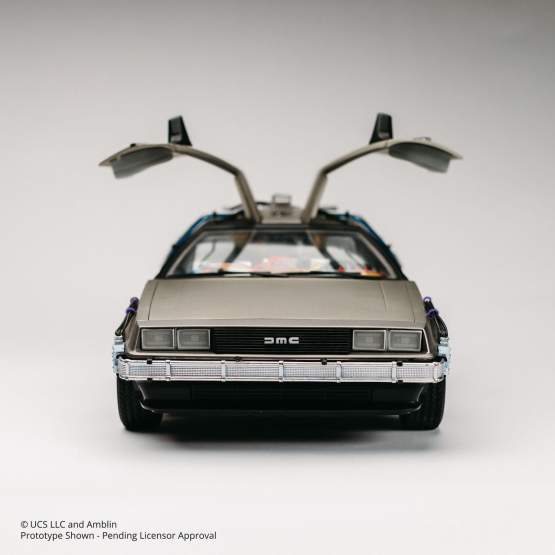 DeLorean mit Lichteffekten und Rauch (Zurück in die Zukunft) Diecast Modell 45cm Tomy 