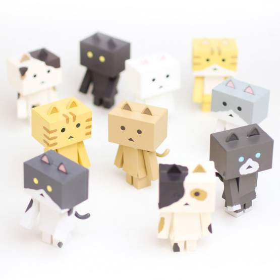 Nyanboard Cat in Danboard Sortiment 10 Stk. (Yotsubato!) Actionfiguren 6cm Sentinel ***SORTIERT**** 