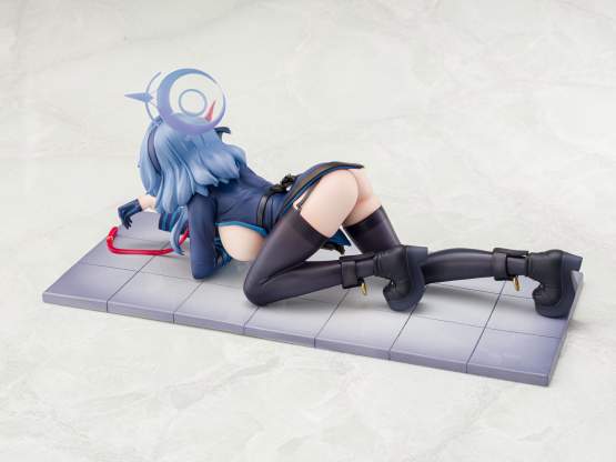 Ako Memorial Lobby Version (Blue Archive) PVC-Statue 1/7 23cm Ami Ami 