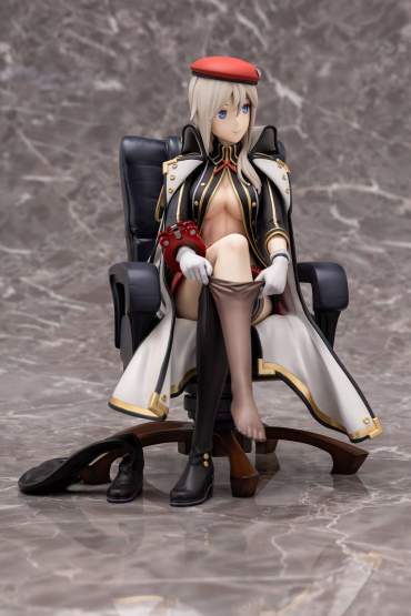 Alisa Ilinichina Amiella (God Eater Resonant Ops) PVC-Statue 1/7 17cm PLUM 