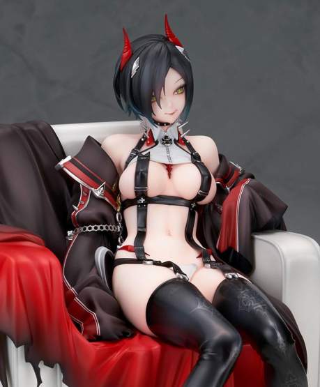 Ulrich von Hutten AmiAmi Exclusive (Azur Lane) PVC-Statue 1/8 20cm Alter 