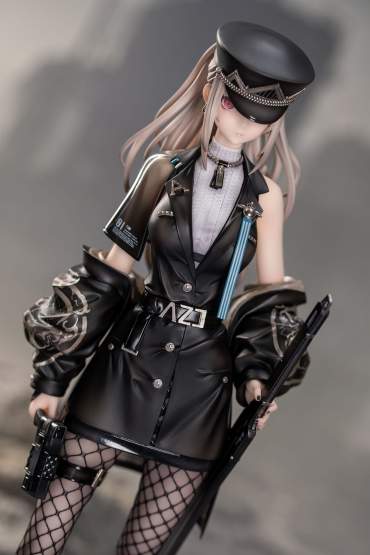 [B] Full Dress (A-Z:) PVC-Statue 1/7 25cm Myethos 