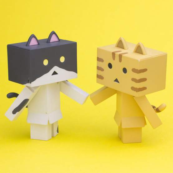 Nyanboard Cat in Danboard Sortiment 10 Stk. (Yotsubato!) Actionfiguren 6cm Sentinel ***SORTIERT**** 