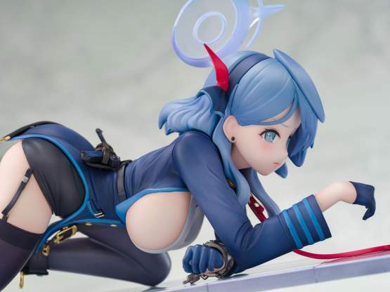 Ako Memorial Lobby Version (Blue Archive) PVC-Statue 1/7 23cm Ami Ami 